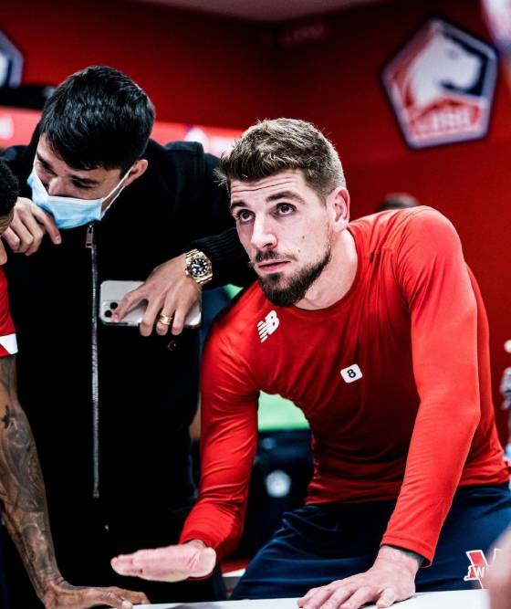 刚刚！尼斯围绕德甲官宣签约辽宁本钢围绕法甲主帅复盘，德布劳内在RNG比赛中赛况扑朔迷离的简单介绍