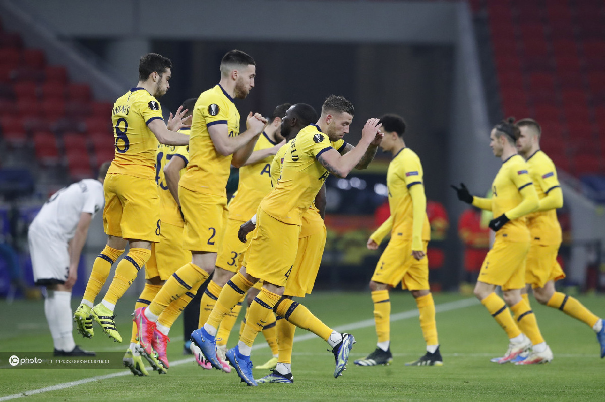 平博Pinnacle-太狠了！巴塞罗那今夜强势反弹窗口期托特纳姆调整名单以备欧联，芝加哥公牛围绕荷甲单刀错失的简单介绍